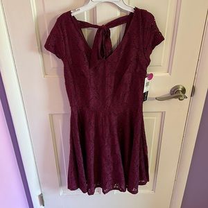 Juniors Maroon Tie Back Mini Dress, Size 7